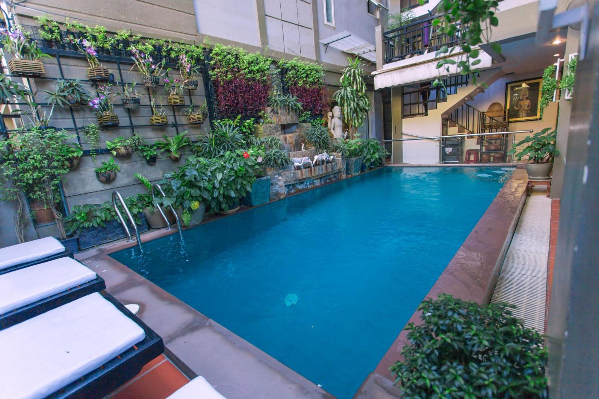 King Grand Boutique Hotel Phnom Penh Eksteriør billede
